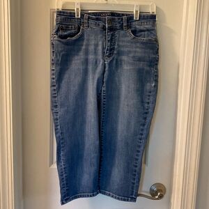 Women’s Chaps blue jean capris. Size 6P